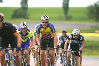 Highlight for Album: Mallory Cycle Racing League - 16.06.05.