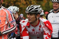 Highlight for Album: Notts & Derby cross race at Bramcote Park.