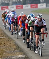 Highlight for Album: Darley Moor Race Circuit Race March 31st 2007